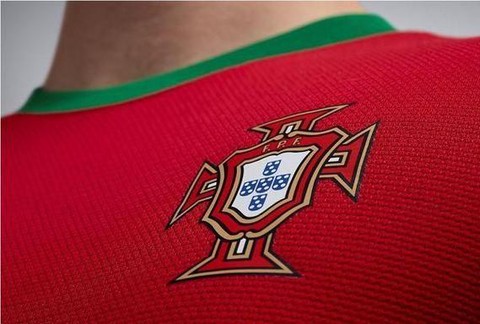 实况足球怎么换队徽